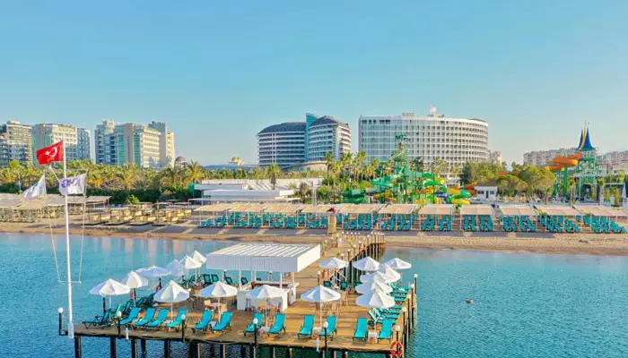 هتل کریستال سنترو ریزورت آنتالیا